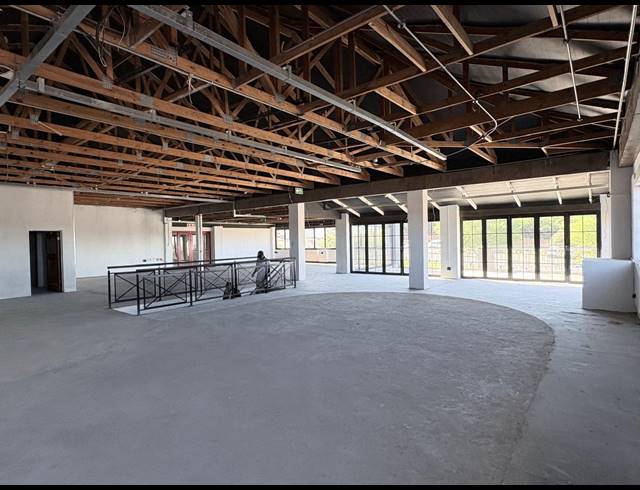 739M² RETAIL TO LET IN KYALAMI